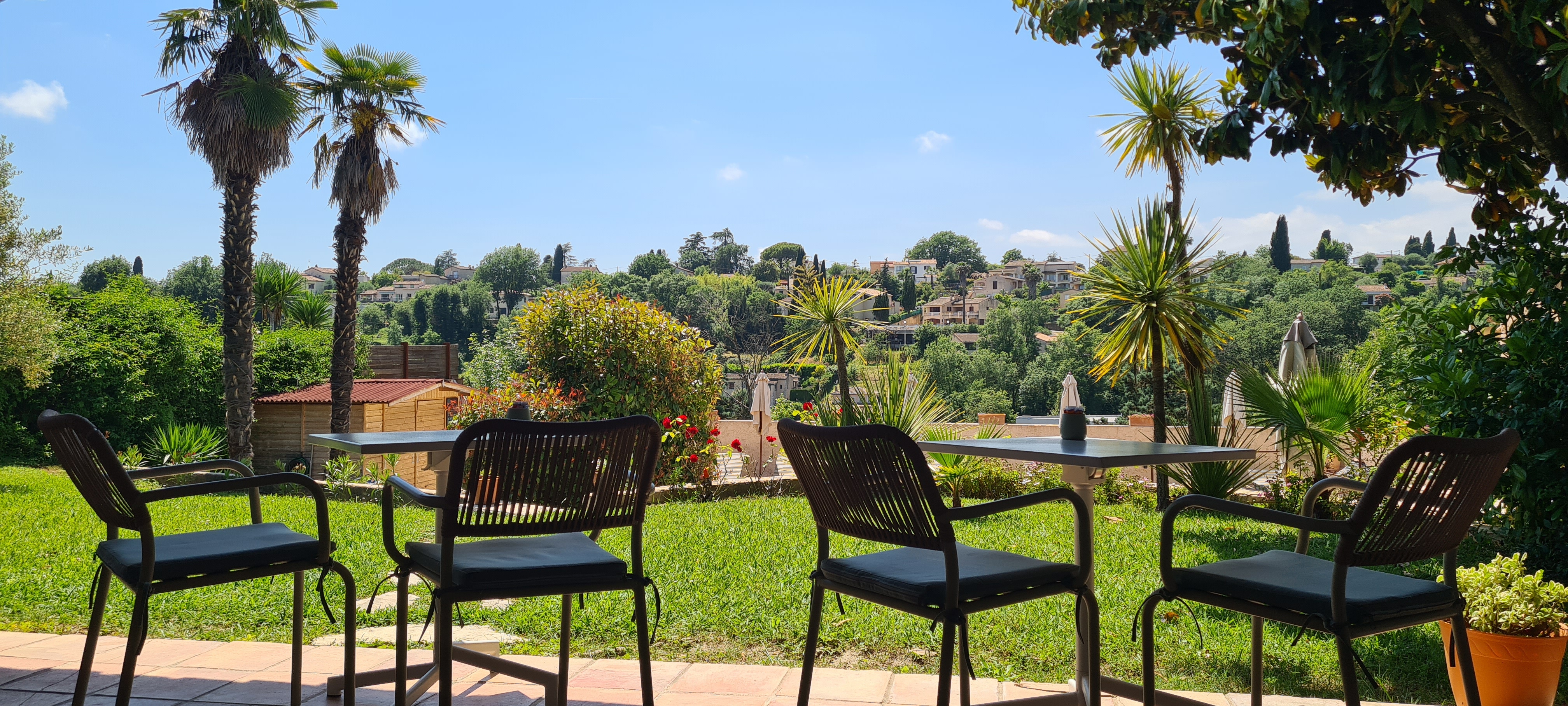 Breakfast Terrasse