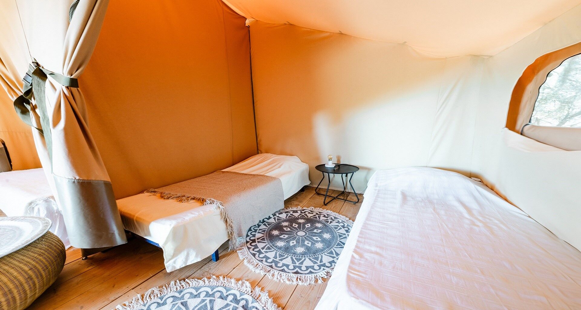 Tente pour 4 personnes - Image 3