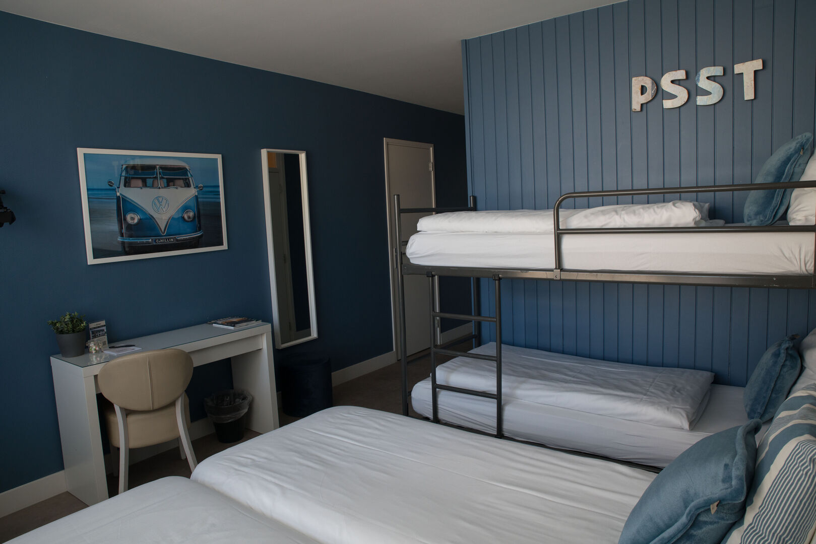 Quadruple room - Image 1
