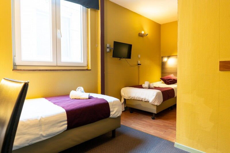 Twin room (2 single beds) - Image 2