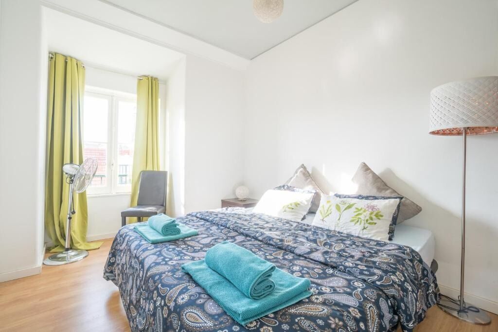 Quarto com Casa de Banho - Image 1