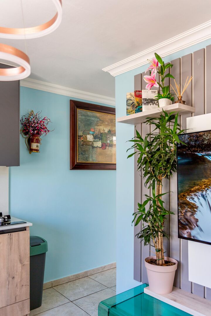 Two Bedroom Apartment - Image 9
