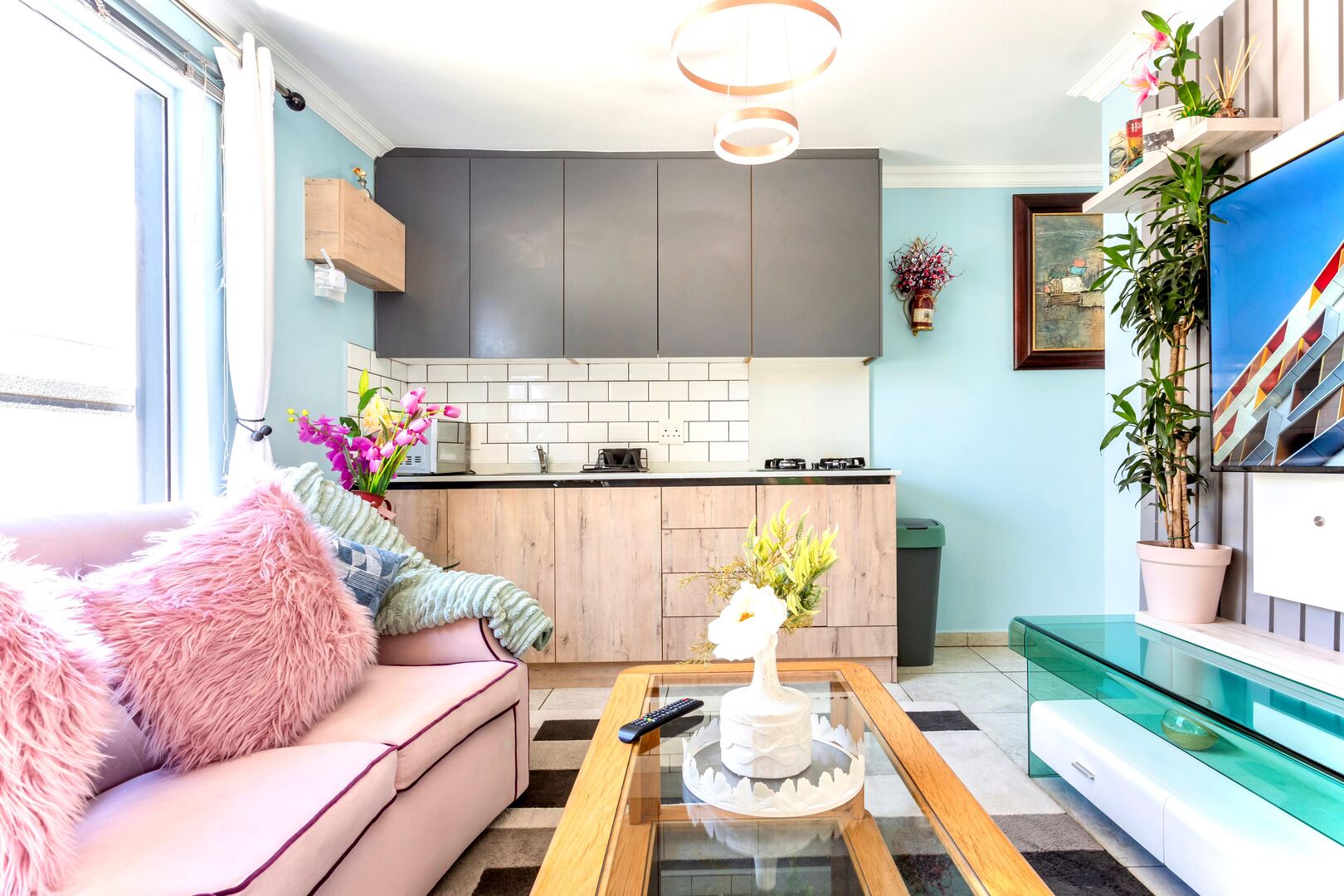Two Bedroom Apartment - Image 12