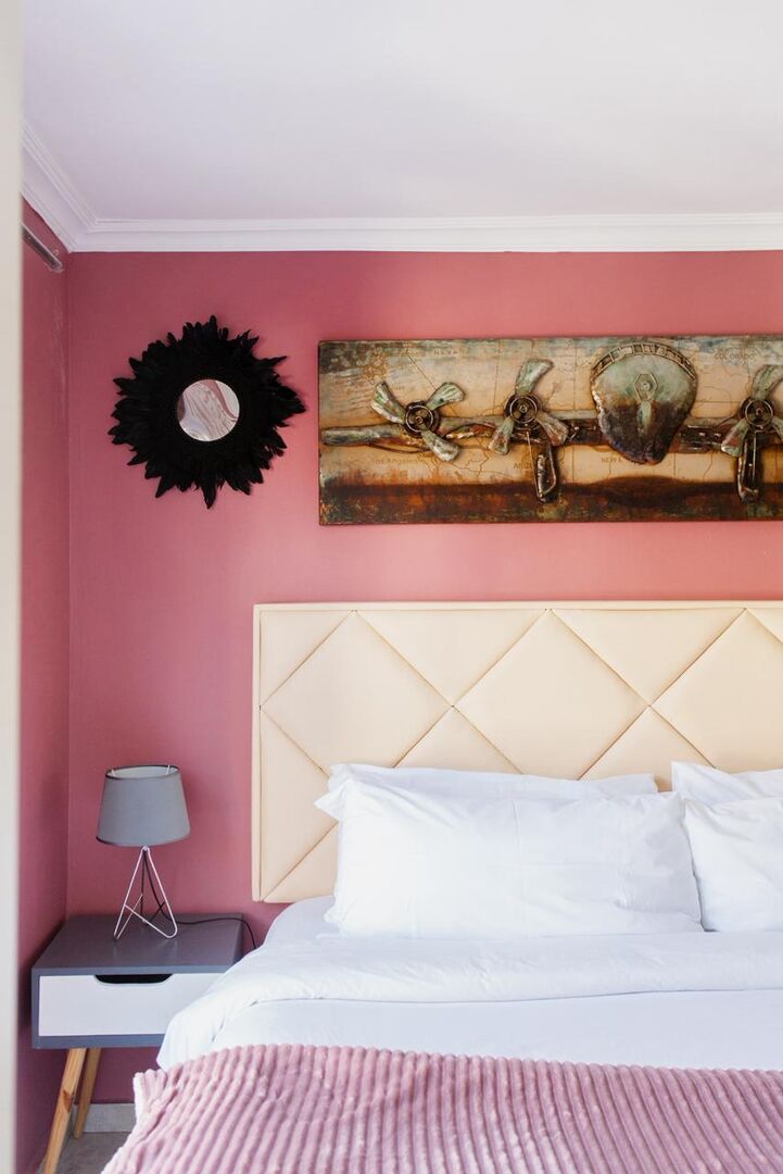 Luxury Studio Room 1 - Image 4