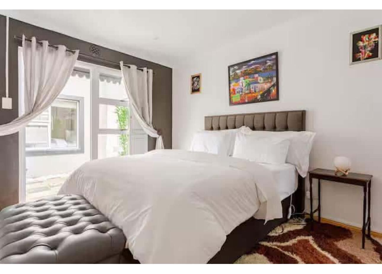 Black and White Room - Image 1