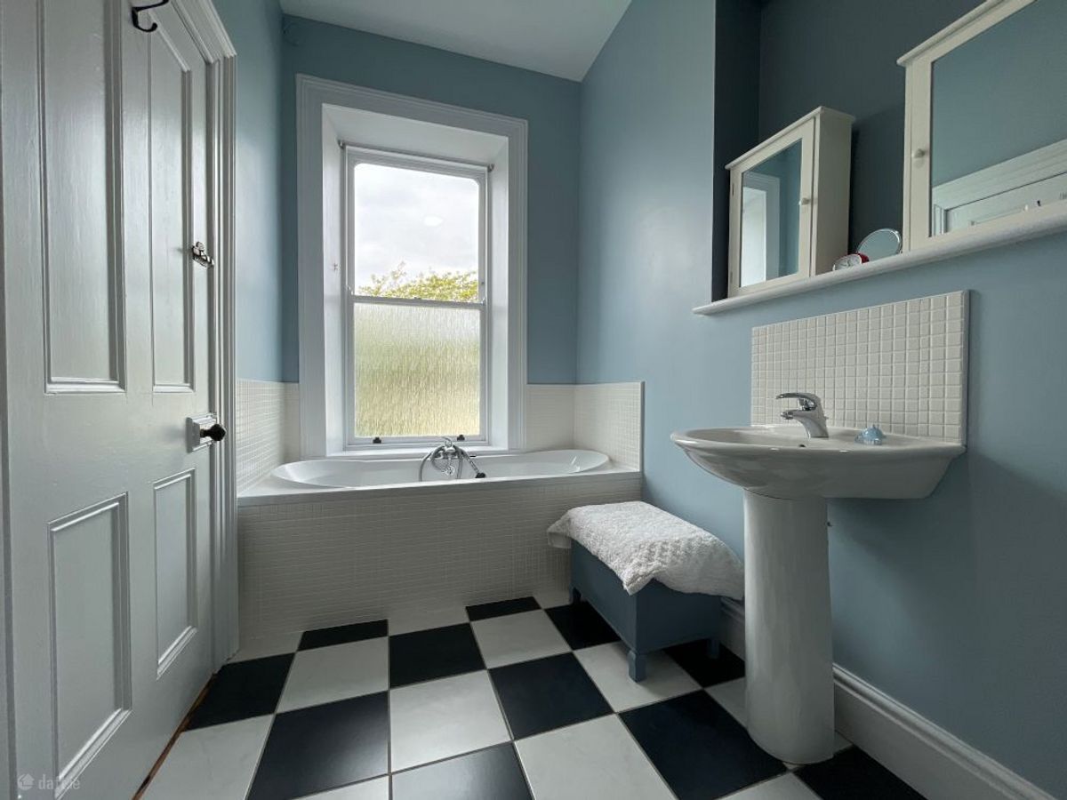 Burtonport Victorian House Double - Image 16