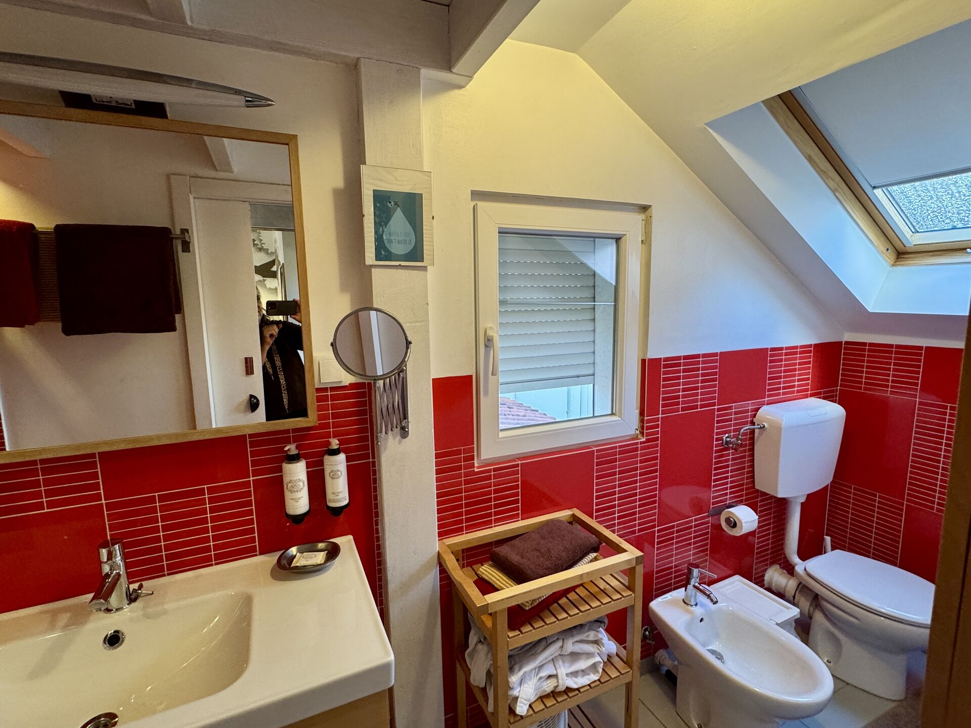 Deluxe Studio 3/4 with Mezzanine - Image 11