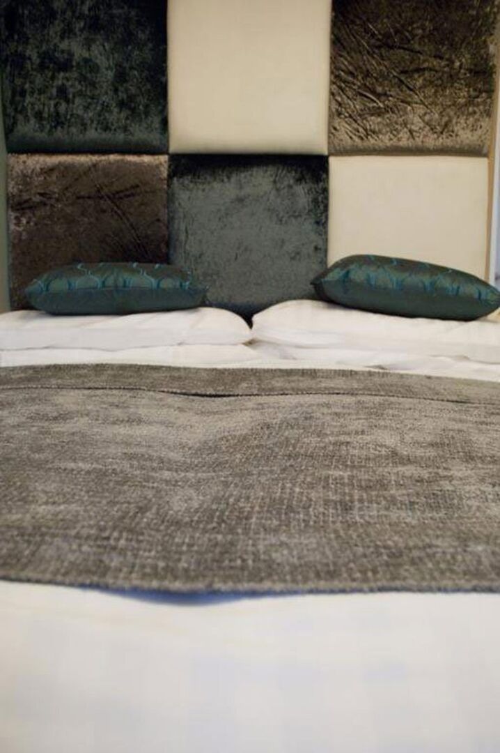 Small Double Room - Image 8