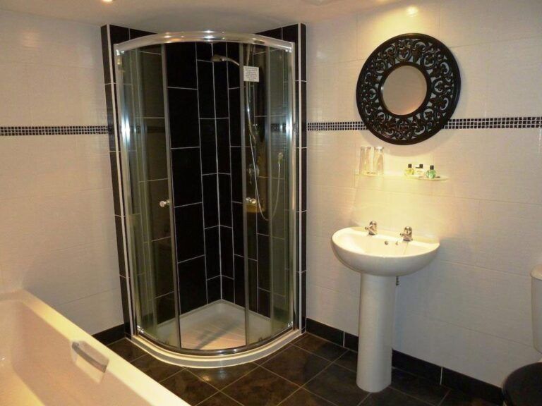 Suite 2 - Image 3
