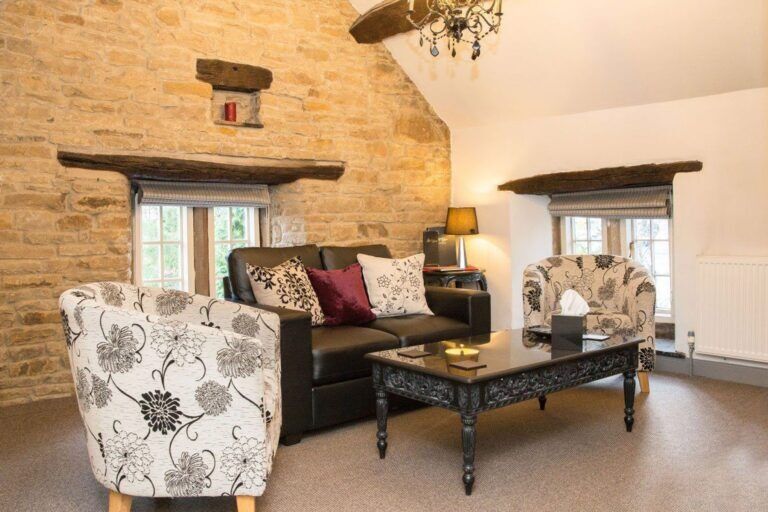 Suite 2 - Image 1