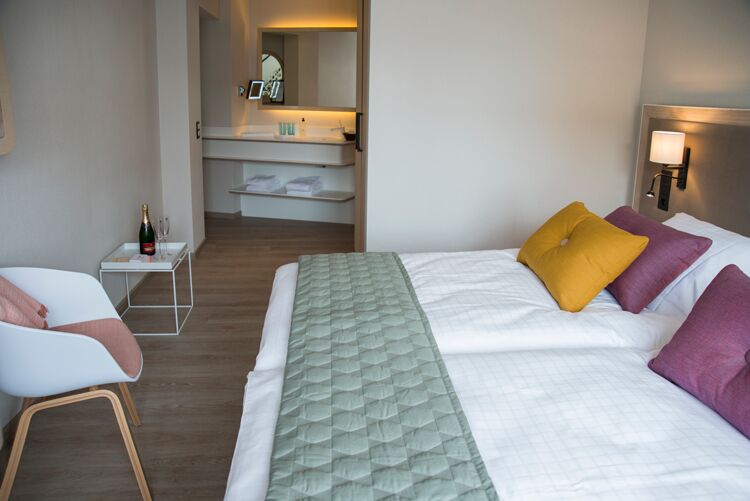 Deluxe Double Room - Image 1
