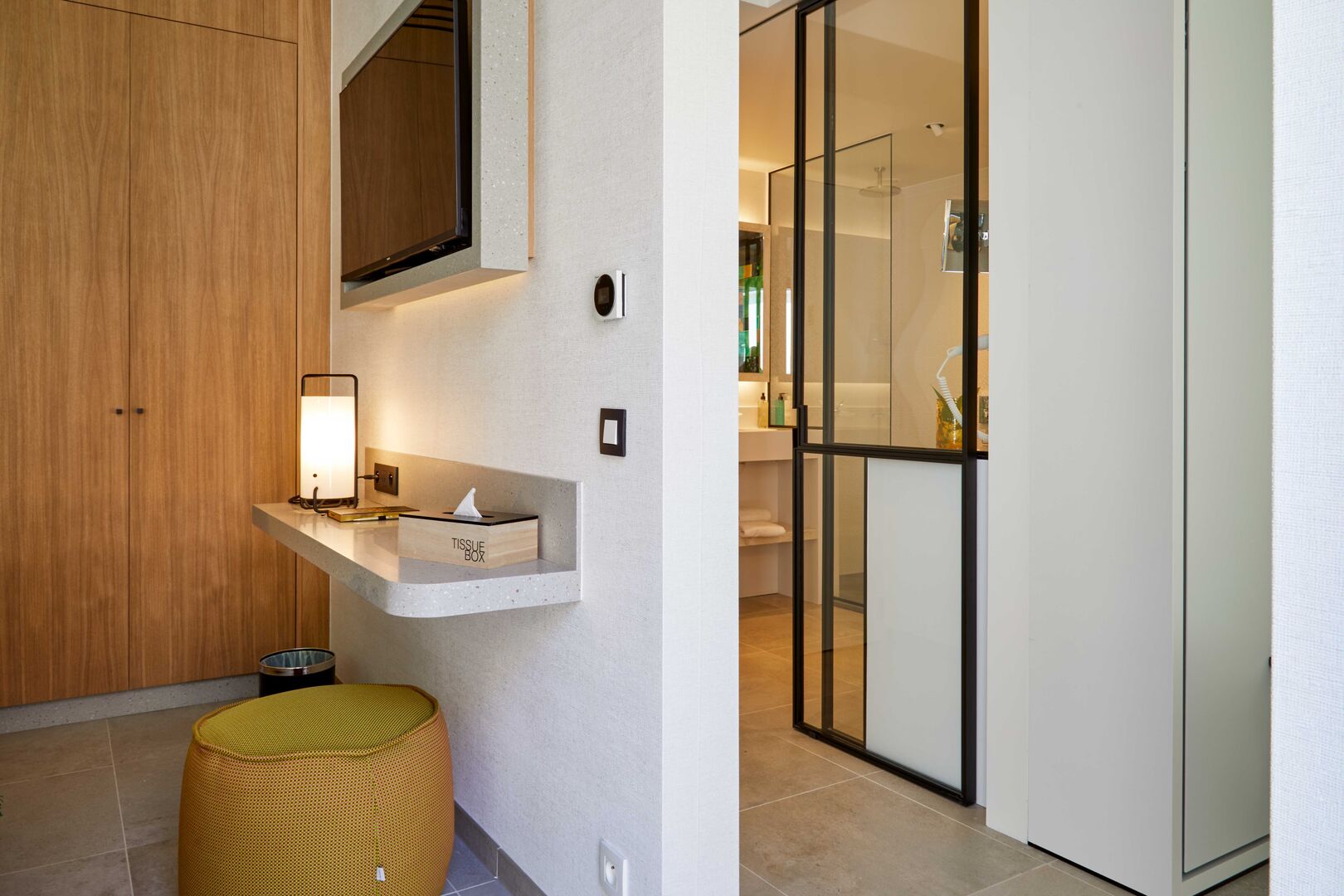 Family Poolsuite - Image 10