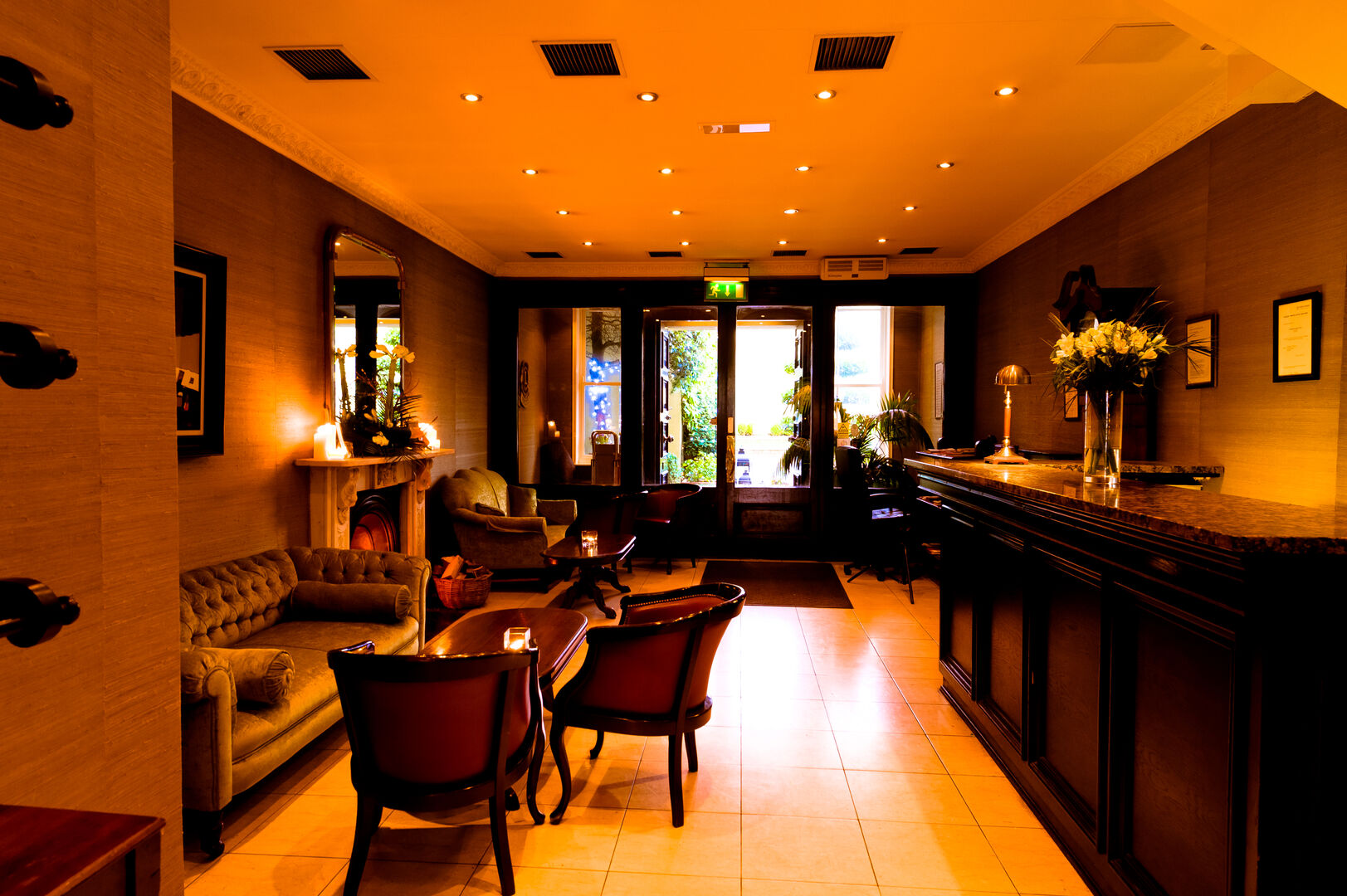 Superior Double Room - Image 5