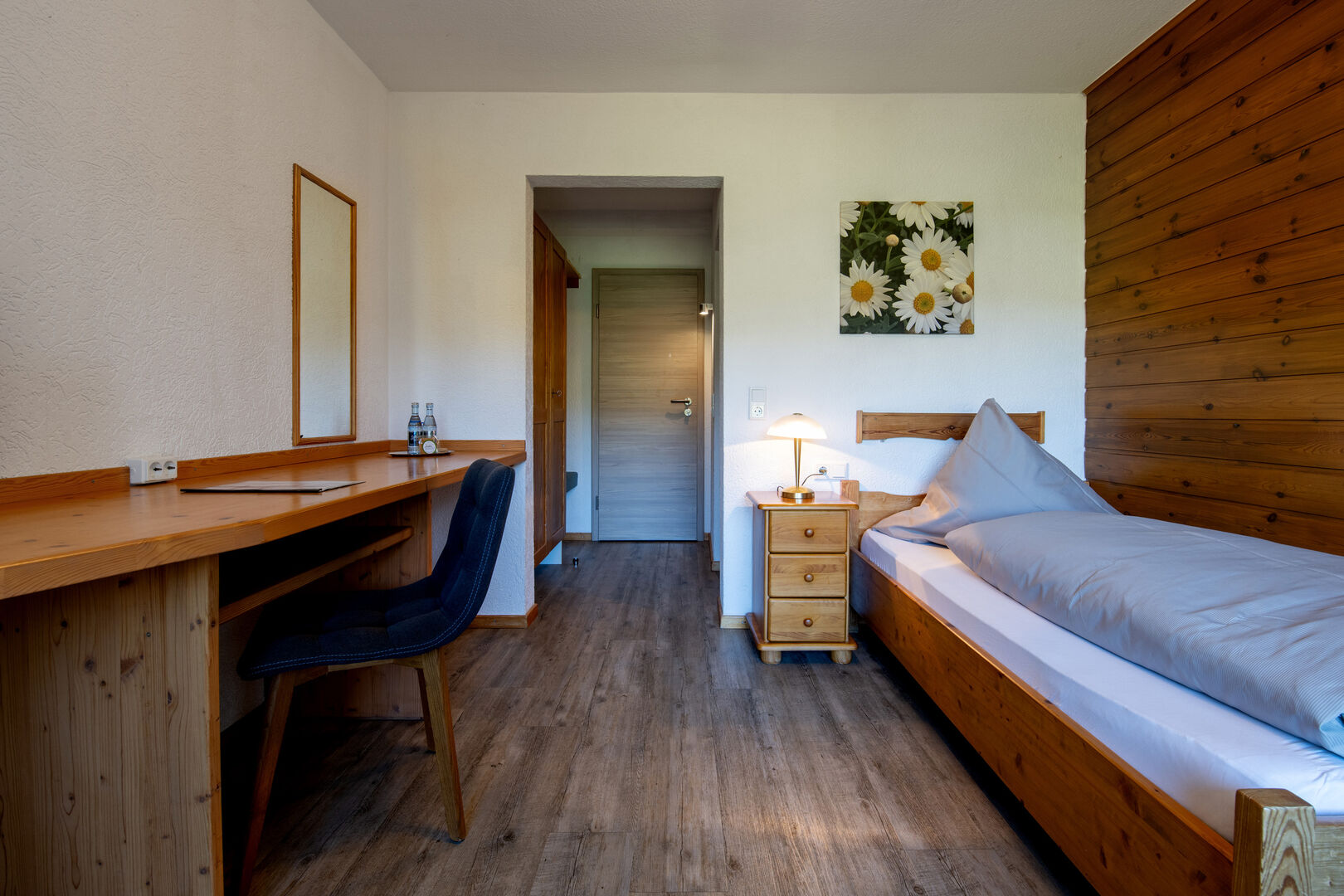 Einzelzimmer mit Balkon - Image 4