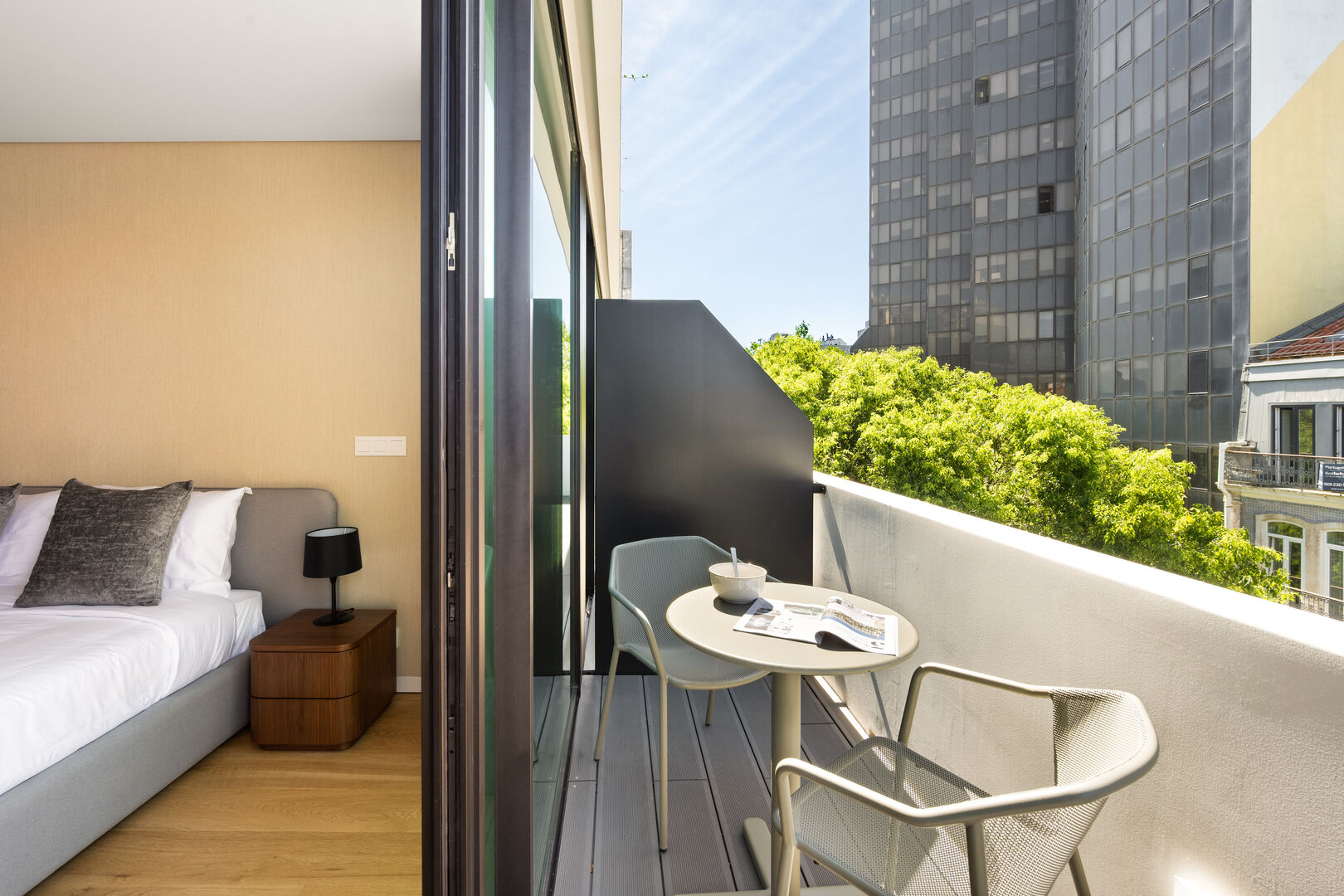 One Bedroom Apartment with Balcony - Image 8