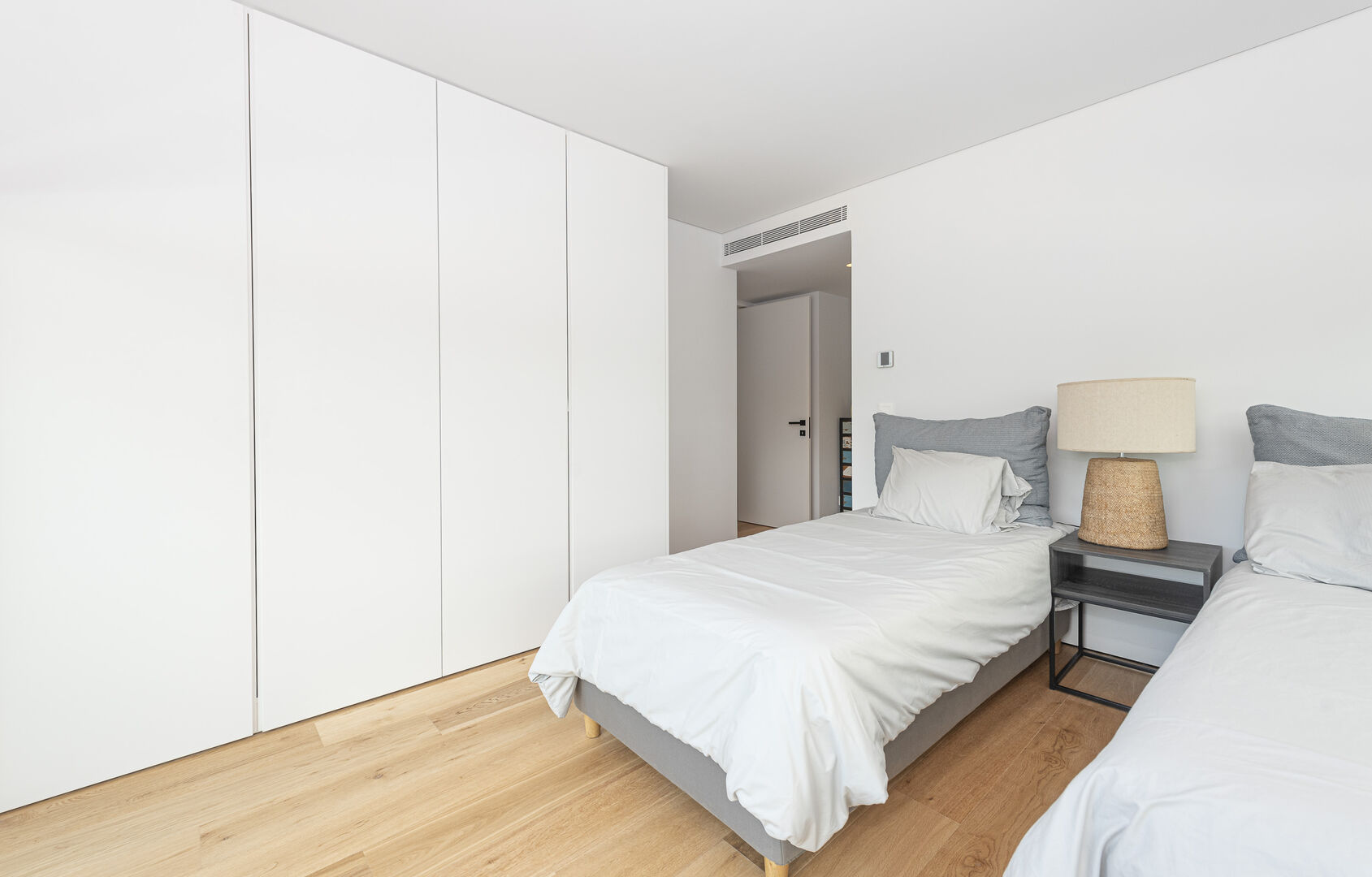 Two Bedroom Family Apartment - Image 19
