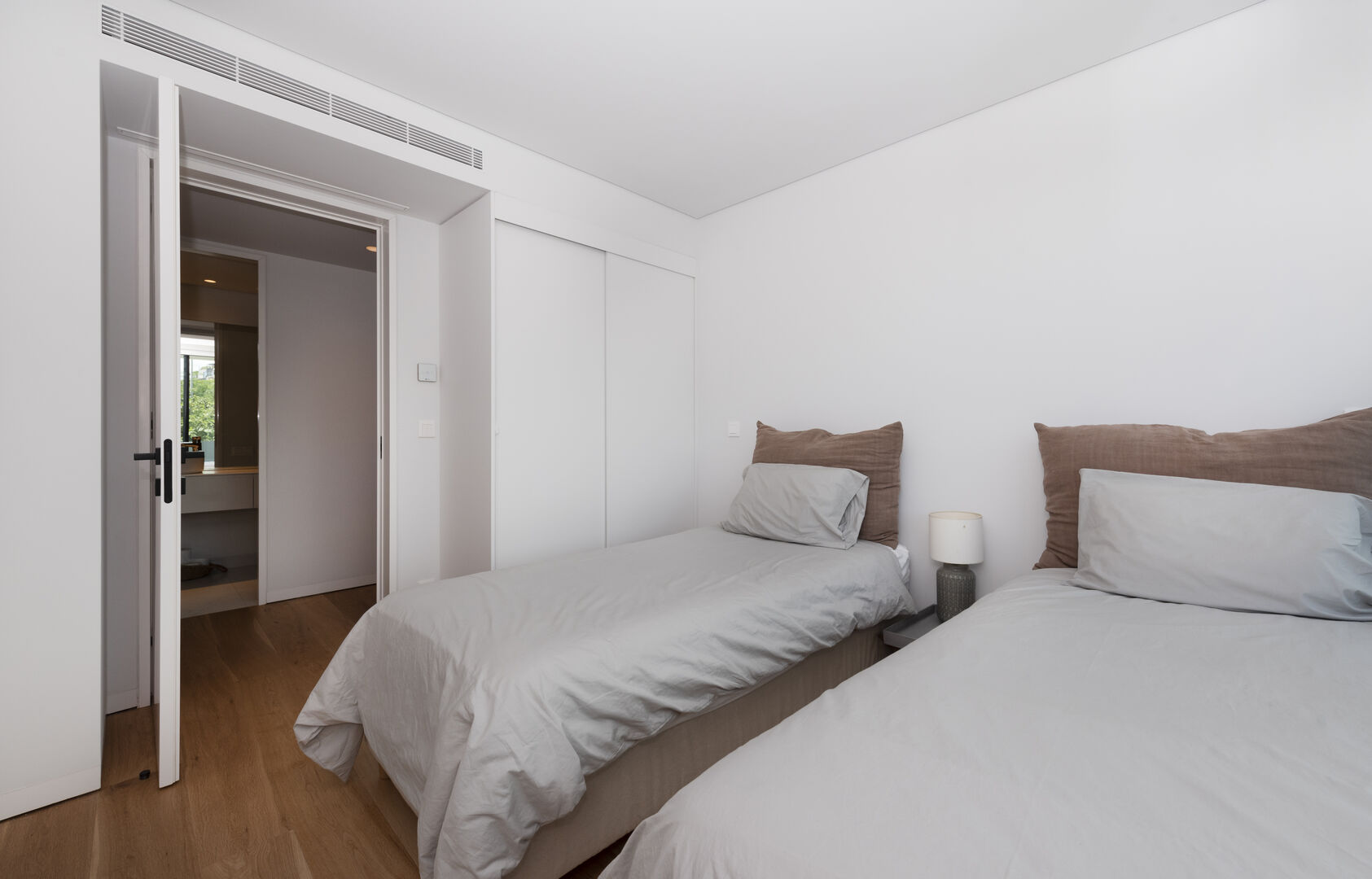 Two Bedroom Family Apartment - Image 14