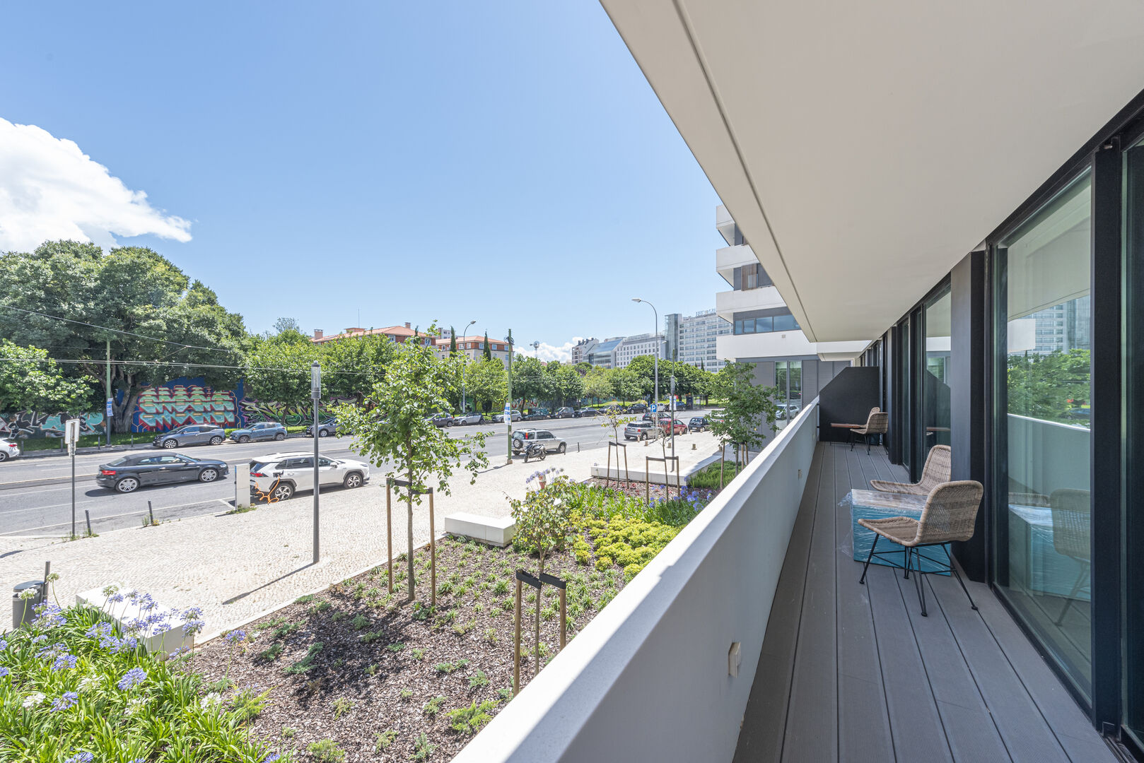 Two Bedroom Family Apartment - Image 9