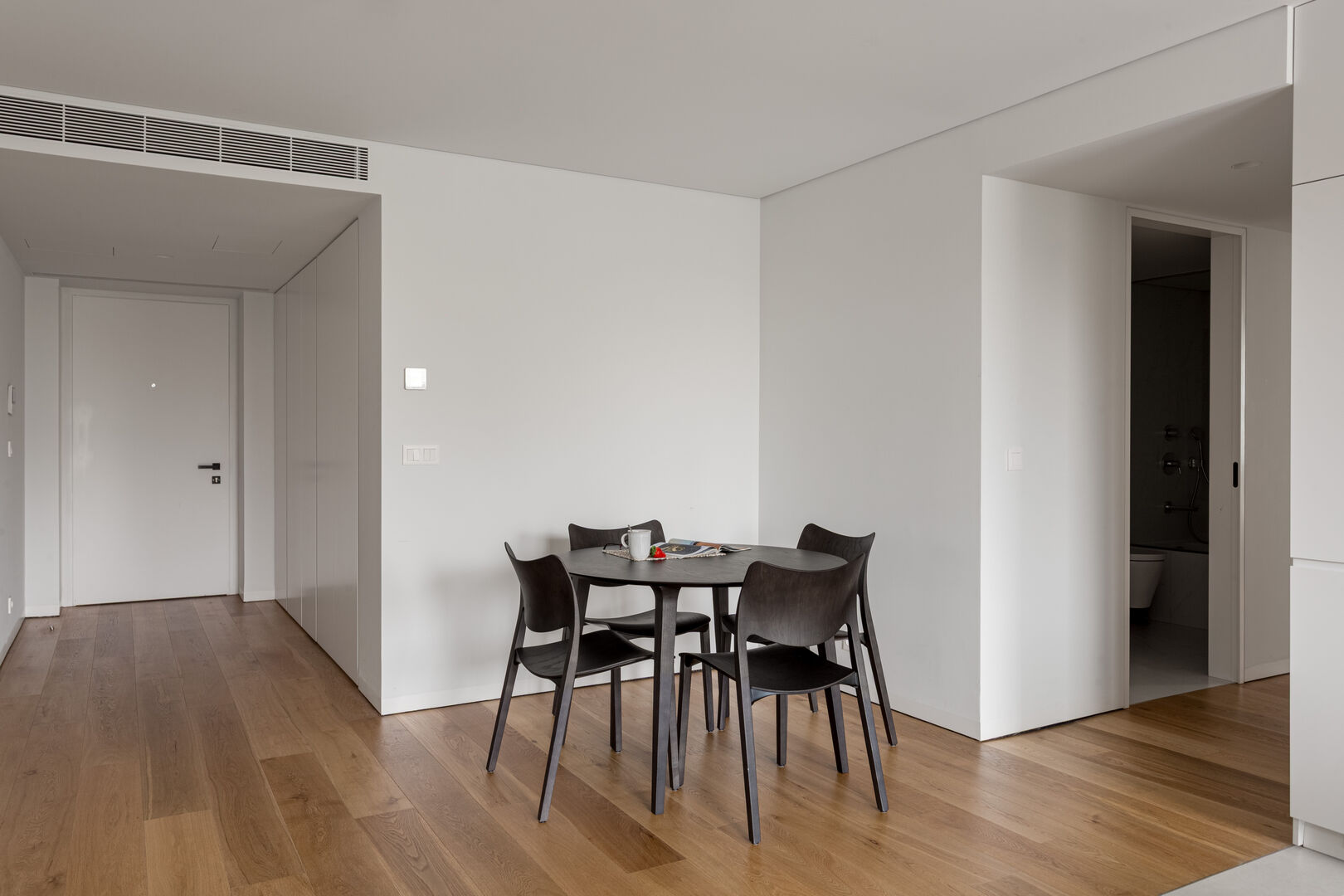 Two Bedroom Apartment with Balcony - Image 3