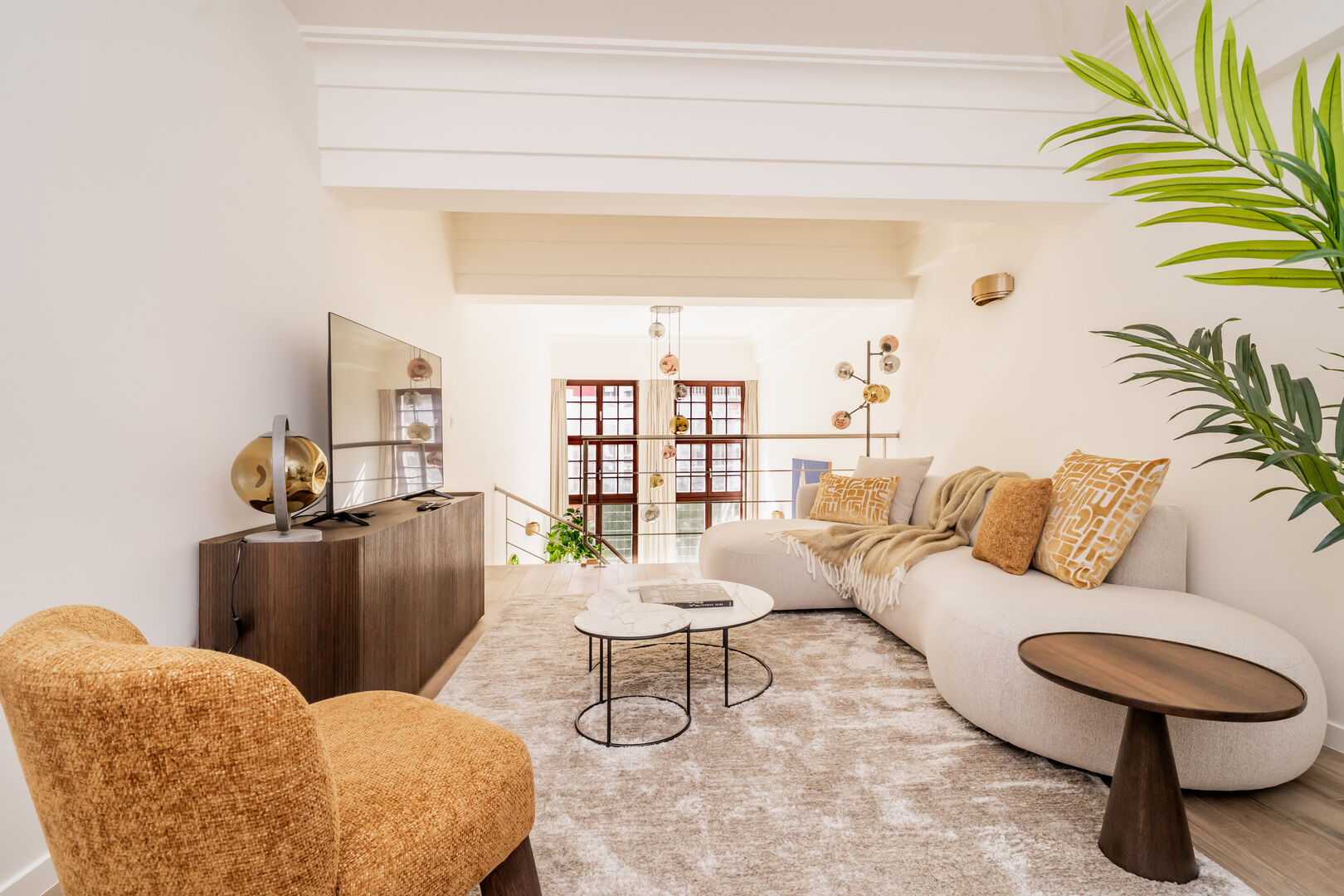 Heritage Suite Mustard - Image 1