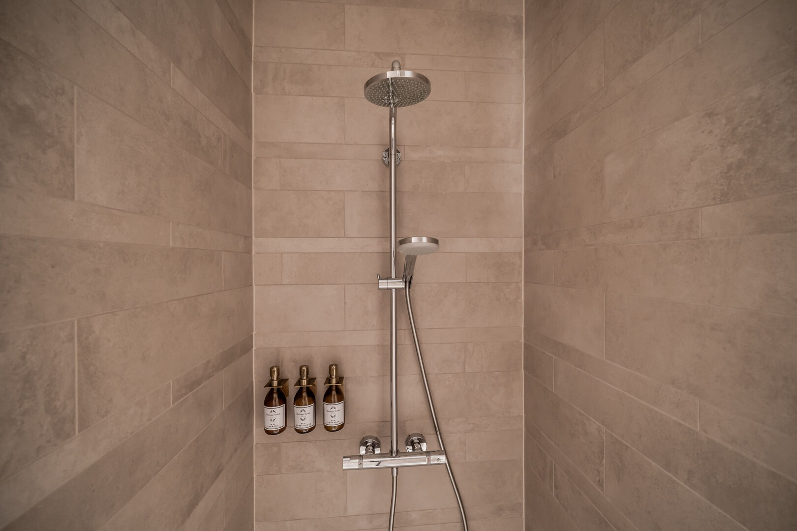 Heritage Suite Copper - Image 14