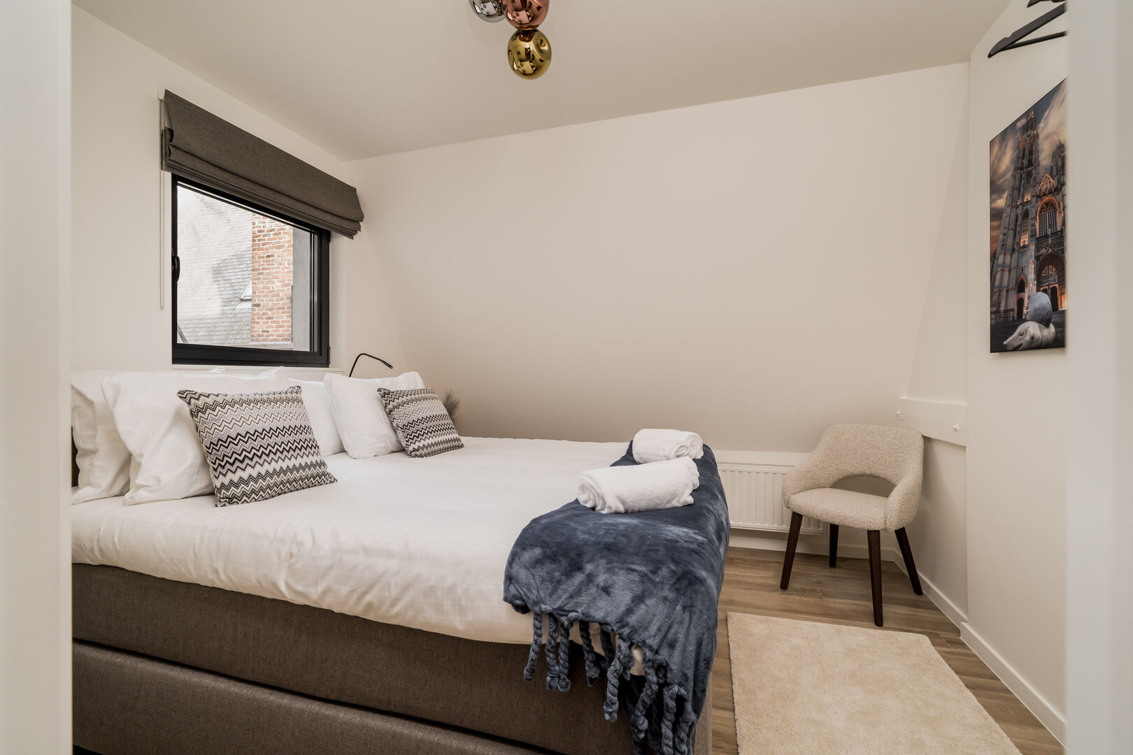 Heritage Suite Indigo - Image 6